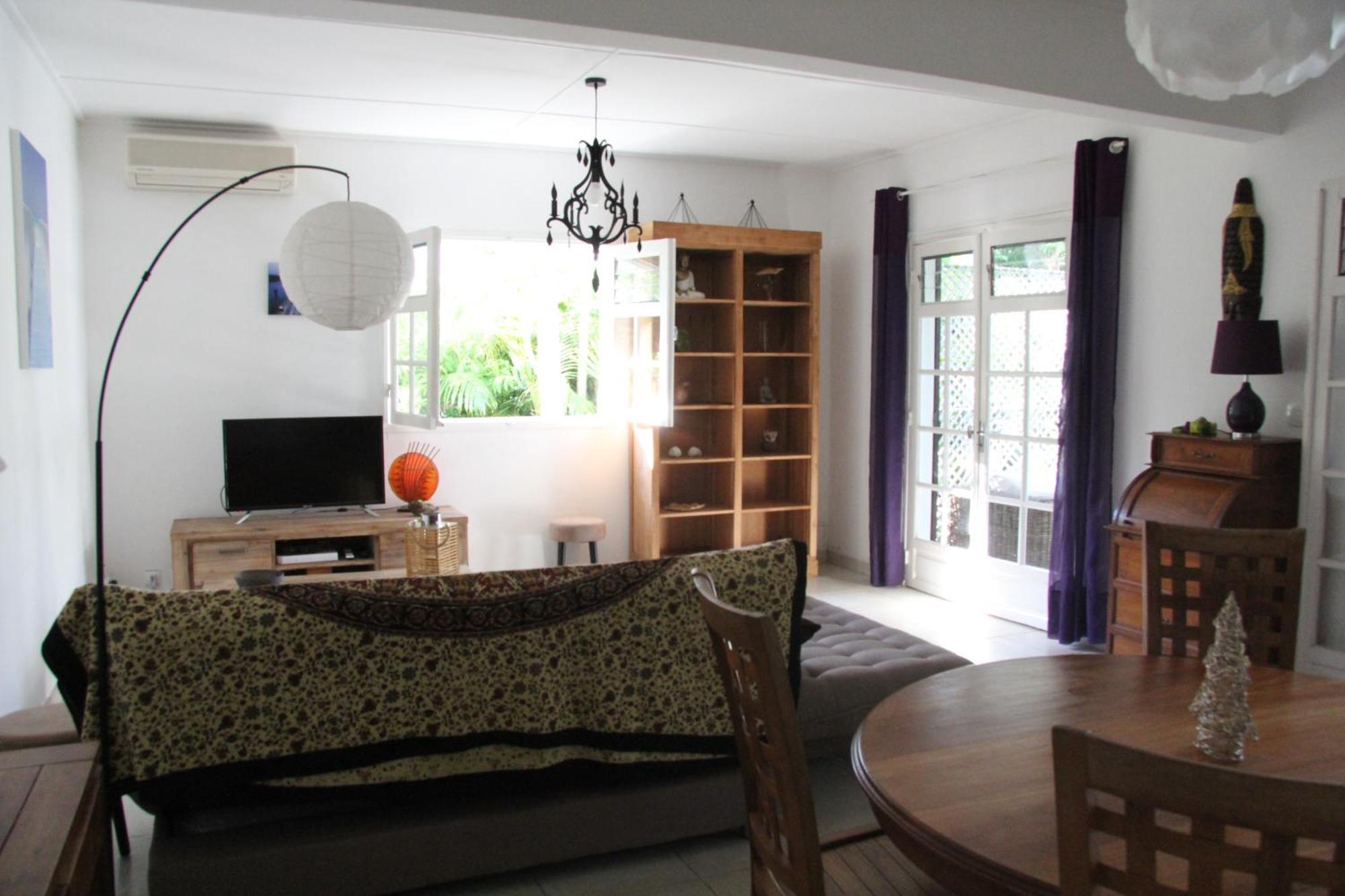 Maison Meublee Avec Piscine Pres Du Lagon ลาซาลีน เลอแบ็ง ภายนอก รูปภาพ